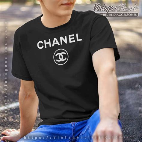 chanel logo tee shirt|Pre.